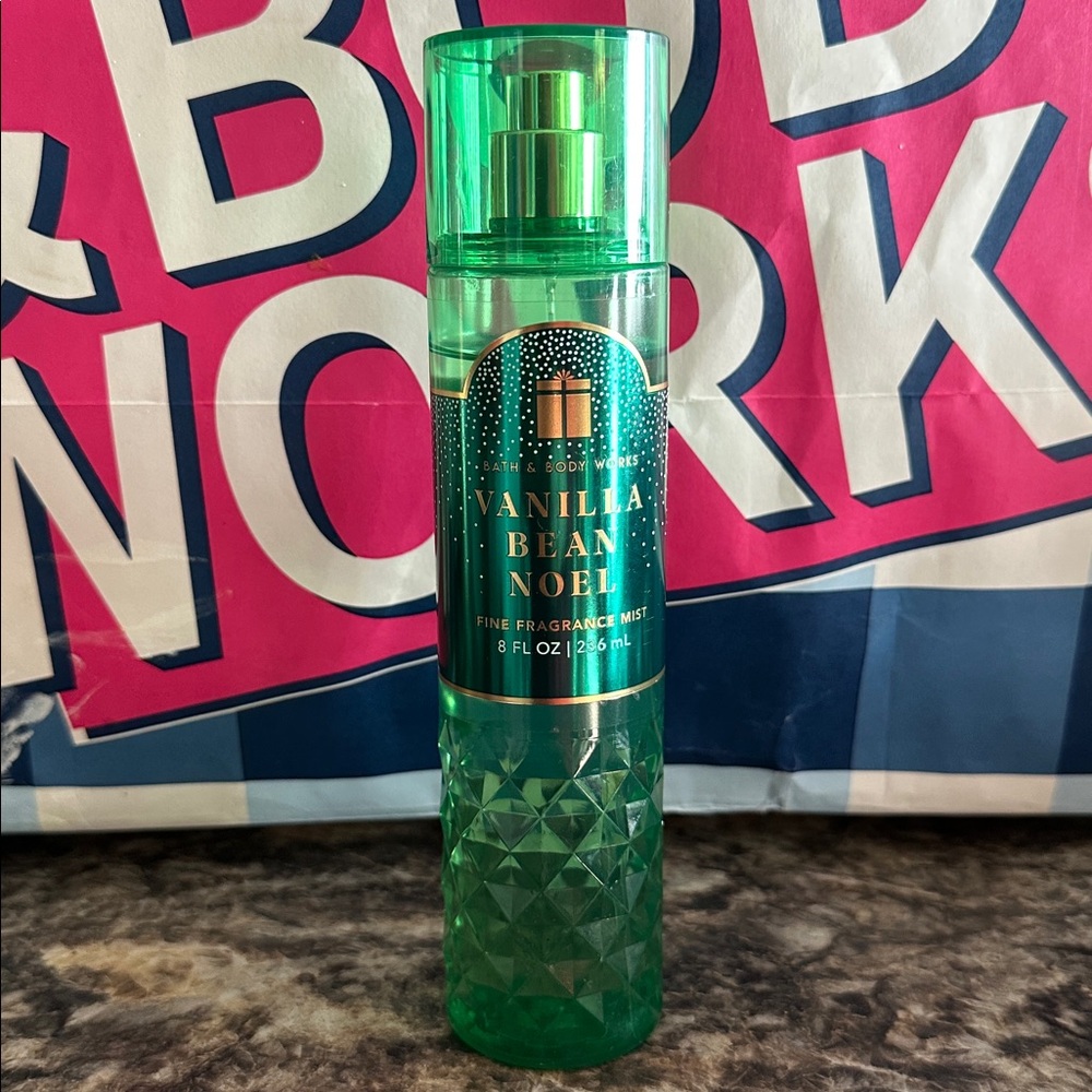 Bath & Body Works Vanilla Bean Noel 95% full